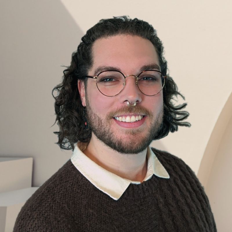 Dr Jordan Plotnek
