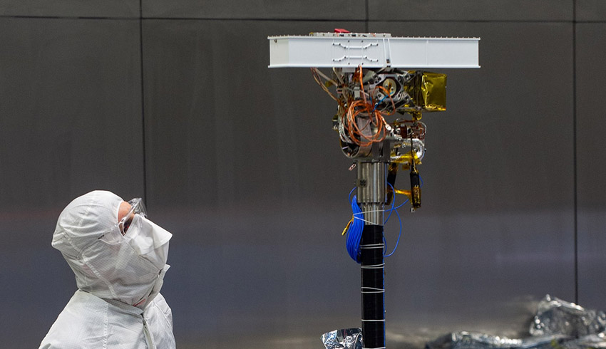 Airbus-built ExoMars rover gets its eyes