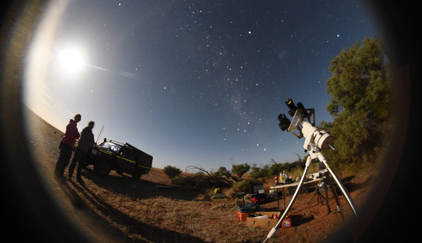 Curtin Uni researchers support tracking of Hayabusa2 capsule 