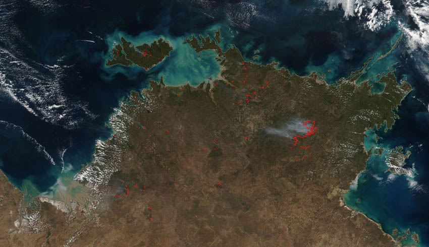 NASA weather satellite image shows vast bushfire in outback NT