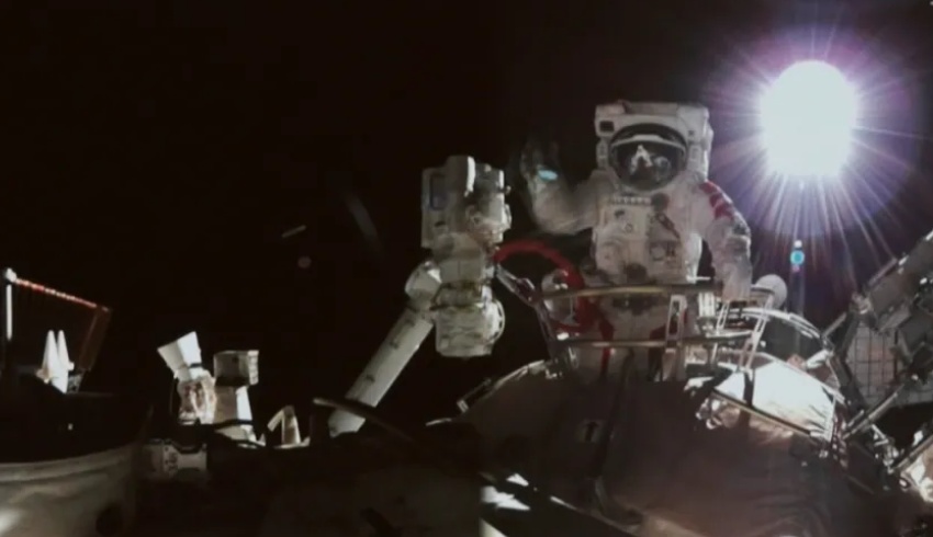 Taikonaut completes first female spacewalk on Chinese space station