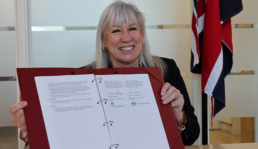 Australia, UK sign historic ‘Space Bridge’ agreement